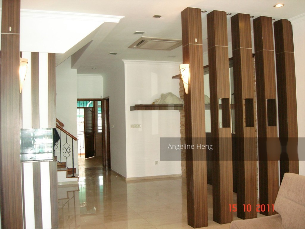 Lorong 104 Changi (D15), Terrace #130641142
